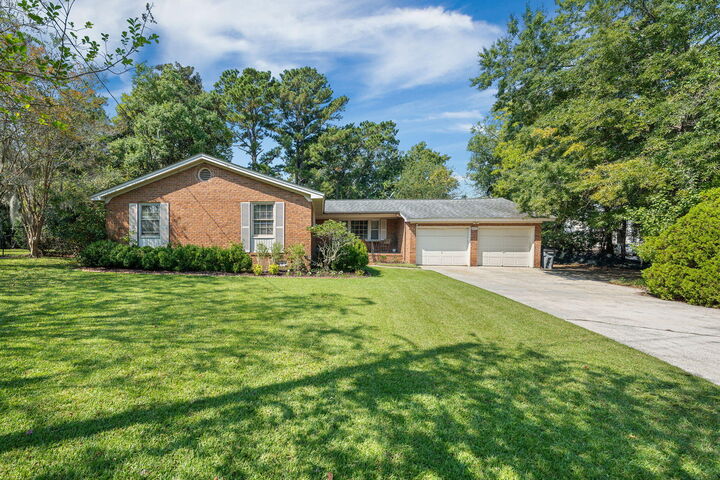 5325 Helene Drive  North Charleston SC 29418 photo