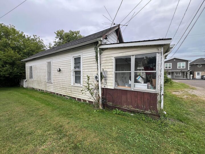 13556 Richards NE Street  Millersport OH 43046 photo