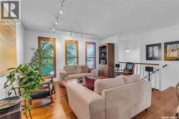 Property Photo:  623 Priel Crescent  SK S7M 4K9 