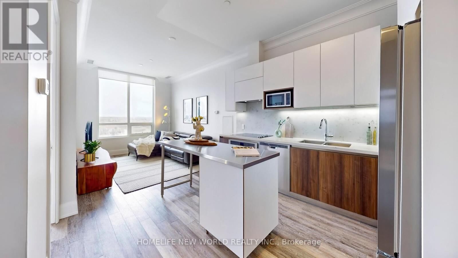 Property Photo: 25 Water Walk Drive Ph15 ON L3P 1N3