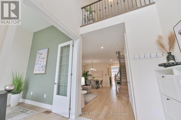 Property Photo:  34 Watershed Gate  ON L9N 0Y6 