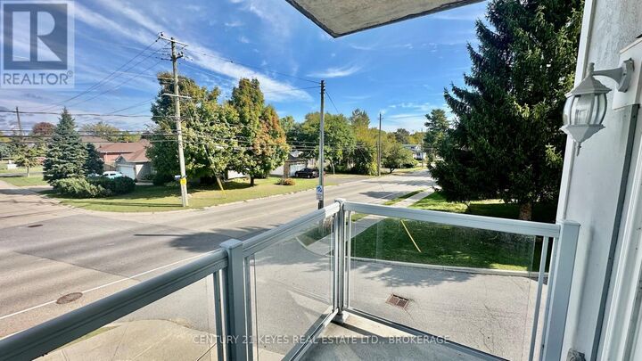 Photo de la propriété:  665 King Street West 208  ON K7G 2H3 