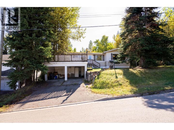 Photo de la propriété:  2843 Gogolin Road  BC V2N 1N3 