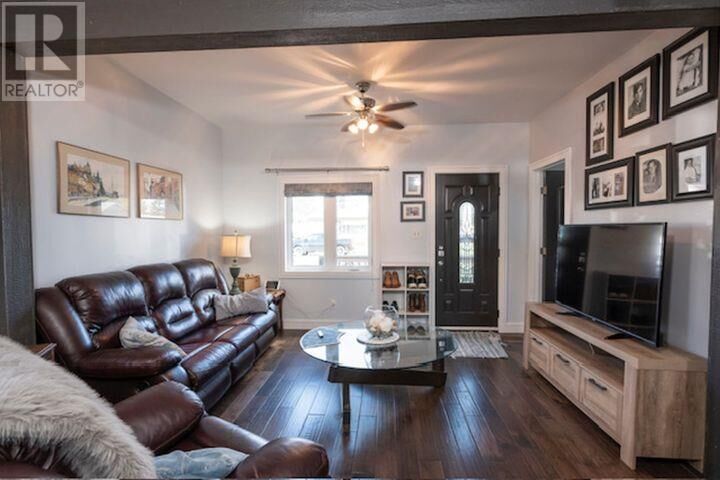 Photo de la propriété:  543 Dawson Street  ON P7A 3W4 