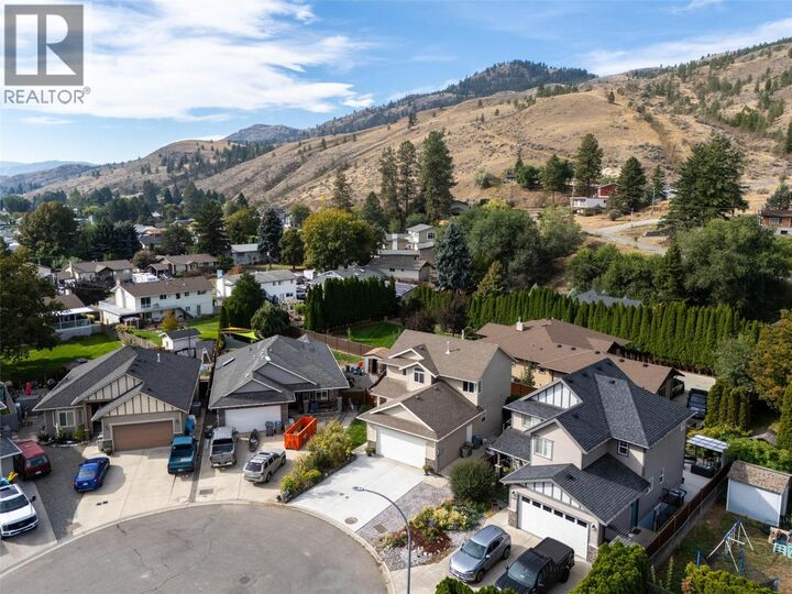 Property Photo:  3102 Serle Court  BC V2B 8T1 