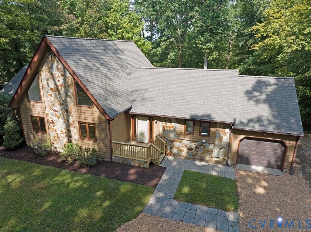 Property Photo:  7201 Church Lane  VA 23168 