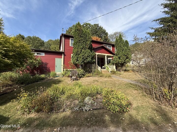 Property Photo:  15 Bullis Drive  NY 12018