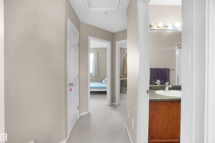 3455 11 Street NW  Edmonton AB T6T 0J8 photo