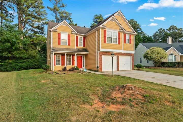 Property Photo: 2628 Essex Court GA 30013