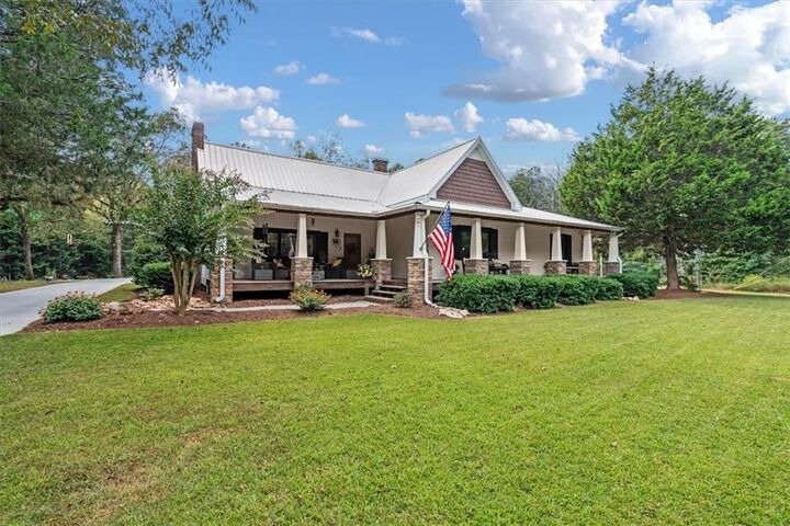 Property Photo:  2895 Morgan Road  GA 30110 