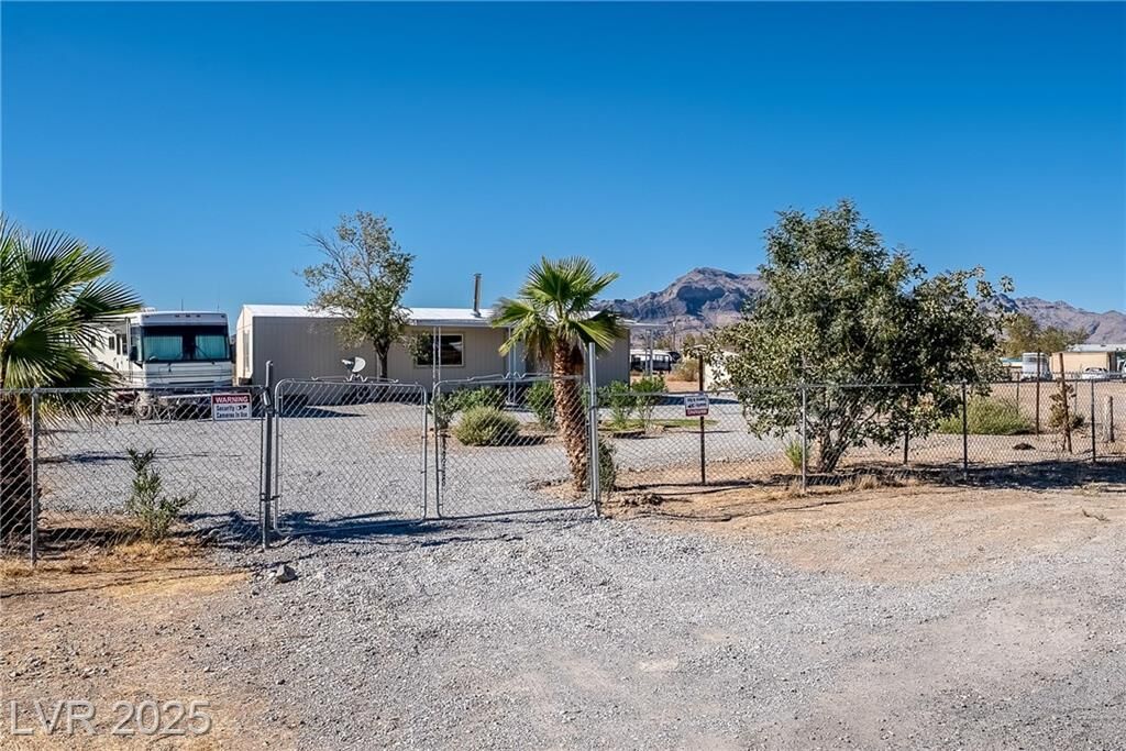 Property Photo: 2140 Appaloosa Lane NV 89060