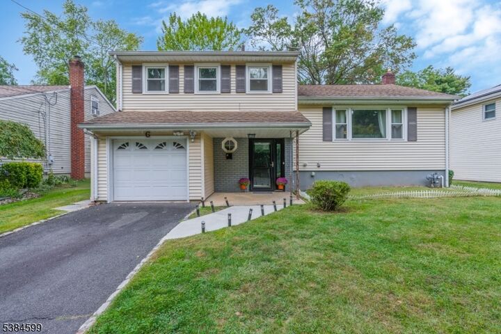 6 Joanne Way  Springfield Twp. NJ 07081 photo