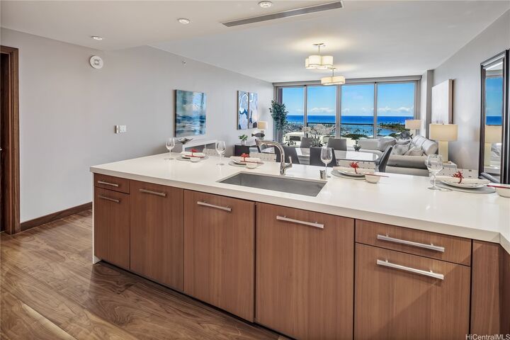 Property Photo:  1555 Kapiolani Boulevard 1300  HI 96814 