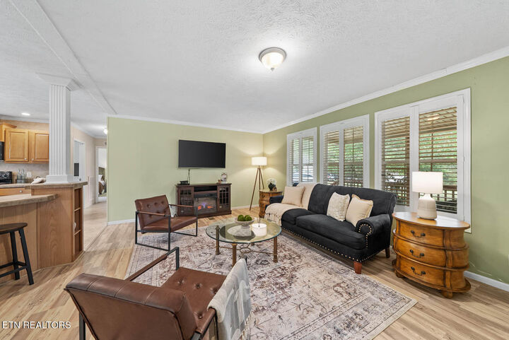 Property Photo: 1301 Valley View Rd TN 38572