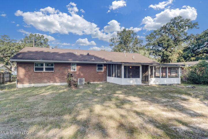 Property Photo:  626 S Sherwood Drive  MS 39507 