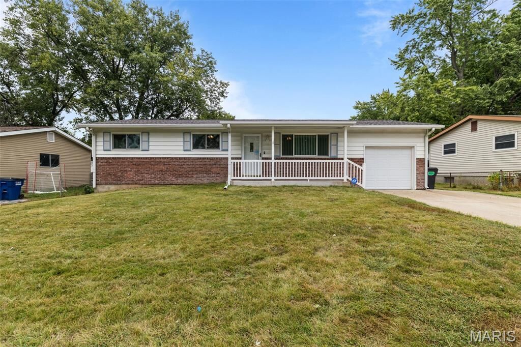 Property Photo:  5 Saint Catherine Drive  MO 63376