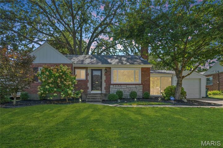 1405 Culverhill Drive  Webster Groves MO 63119 photo