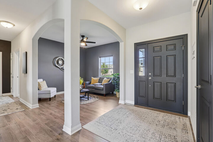 Property Photo: 1410 Blazing Star Dr WI 53066