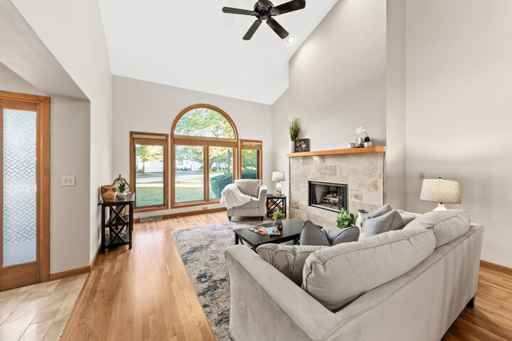 Property Photo:  S75w17553 Harbor Cir  WI 53150 