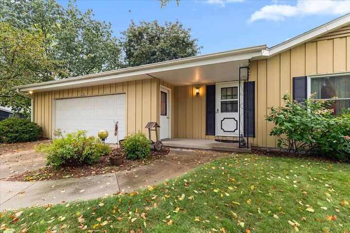 Property Photo:  6819 Eastwood Trl  WI 53090 