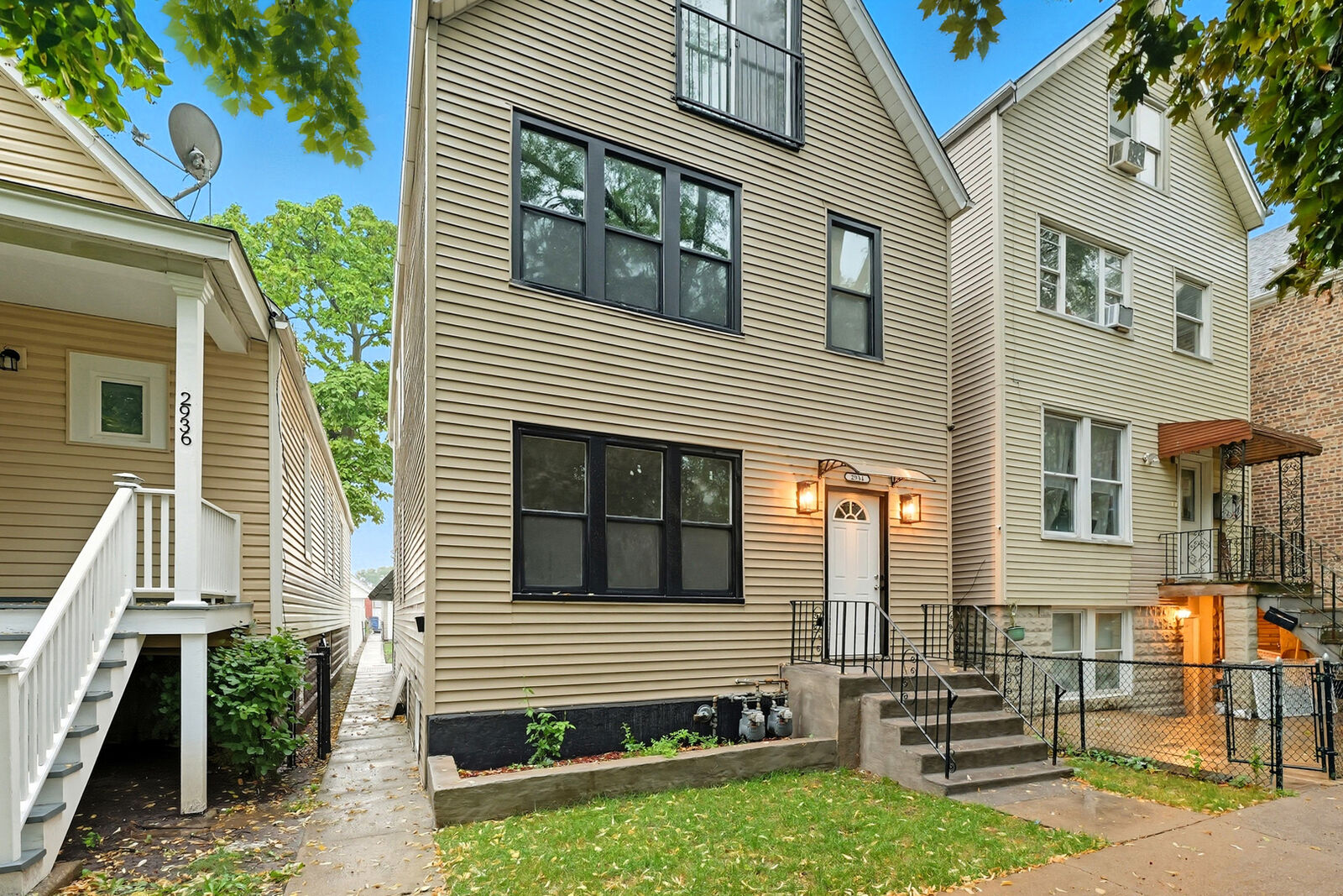 Property Photo:  2934 S 48th Court  IL 60804