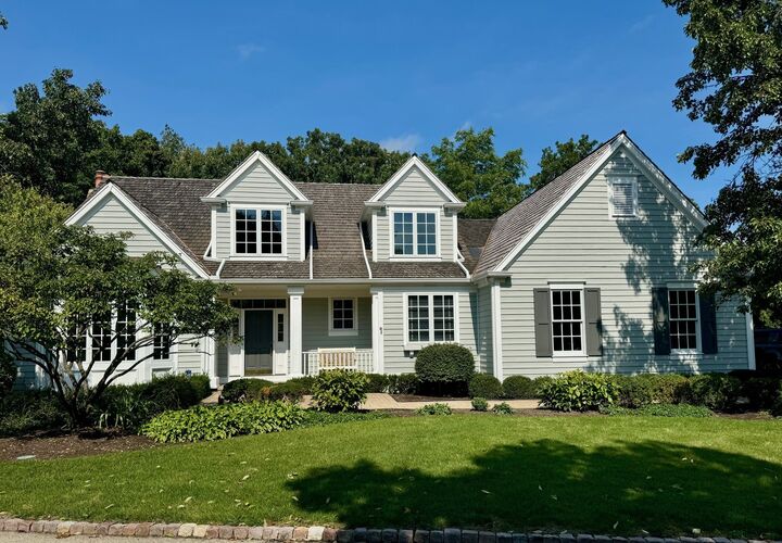 Property Photo: 1830 W North Pond Lane IL 60045