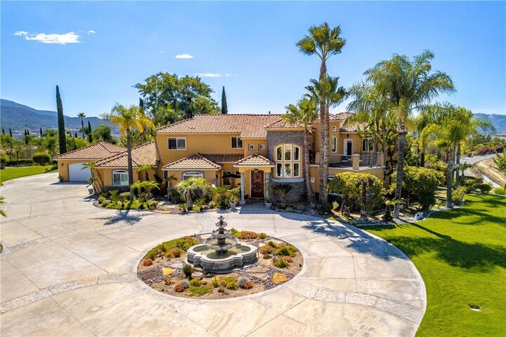 Property Photo:  35445 Linda Rosea  CA 92592 