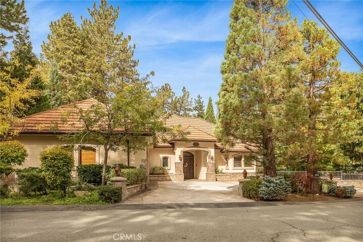 Property Photo:  482 Golf Course Road  CA 92352 