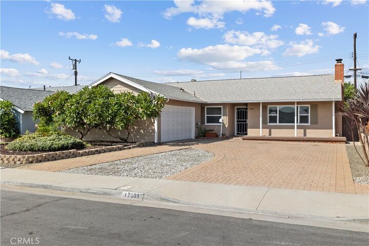 17391 Meer Circle  Huntington Beach CA 92647 photo