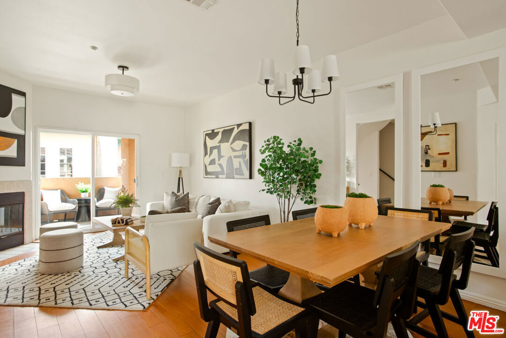 Property Photo:  3711 Baldwin Street 803  CA 90031 