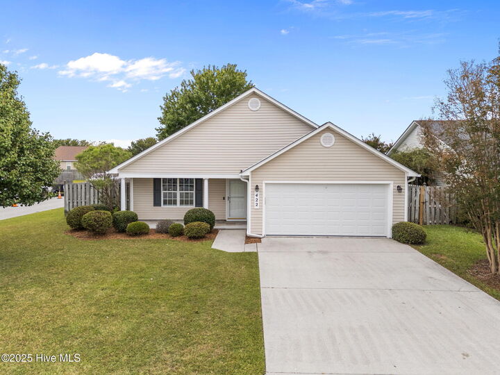 Property Photo:  422 Montego Court  NC 28411 