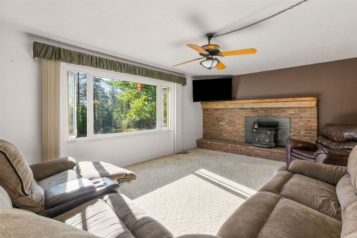 Property Photo: 20655 Whispering Pines Road MT 59808