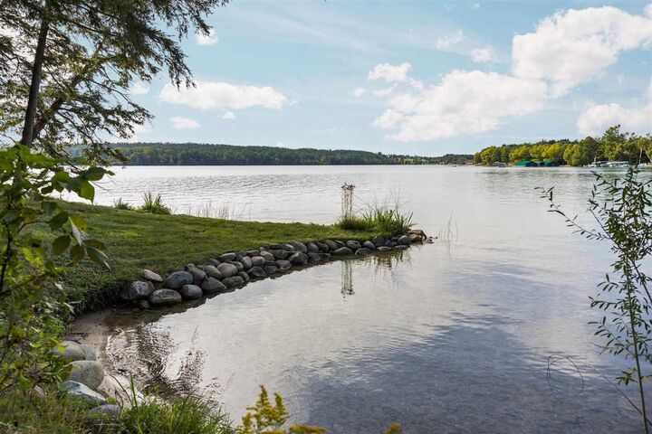 6024 Lake Grove  Petoskey MI 49770 photo