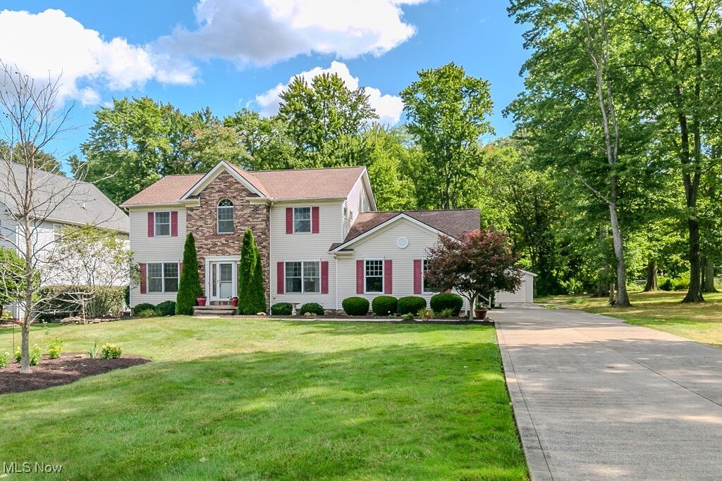 Property Photo: 9101 Chamberlin Road OH 44087