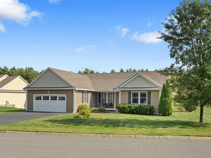 Property Photo:  10 Pilgrim Circle  NH 03063 