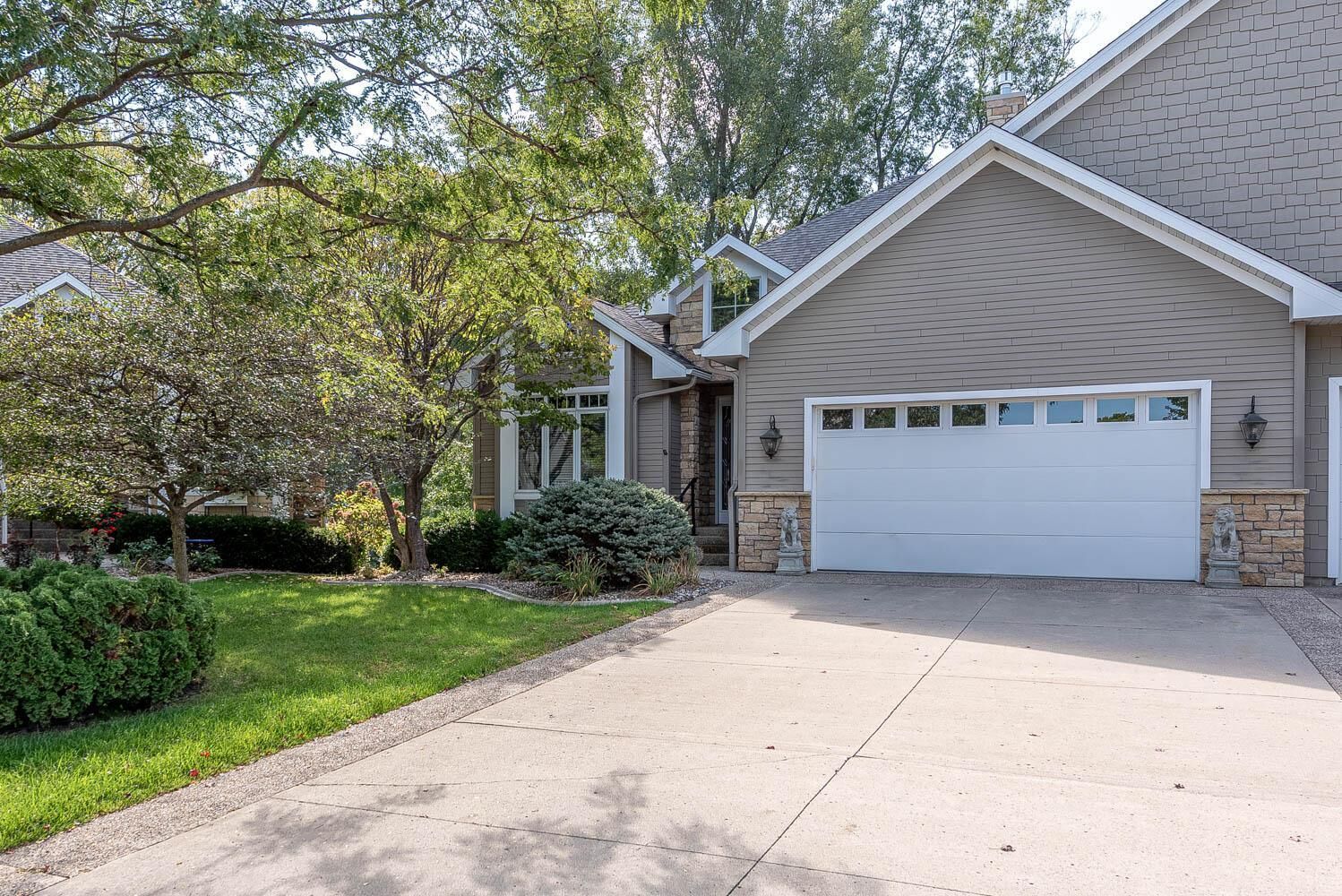 Property Photo: 121 Viking Court MN 56001