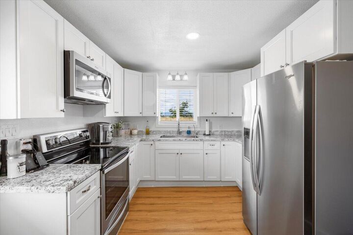 Property Photo: 1510 Ball Road OR 97524