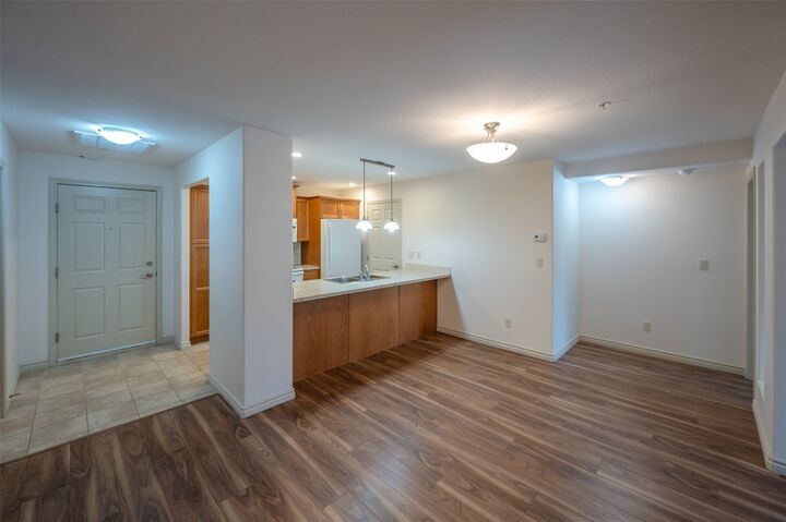 Photo de la propriété:  2125 Atkinson Street 603  BC V2A 9E6 