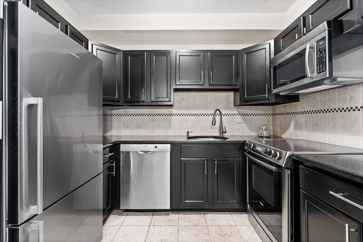 Property Photo:  31 Hamlin Ln B11  MA 02482 