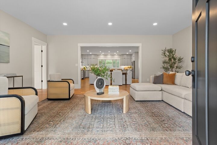 Property Photo:  85-87 Hudson St 85  MA 01532 