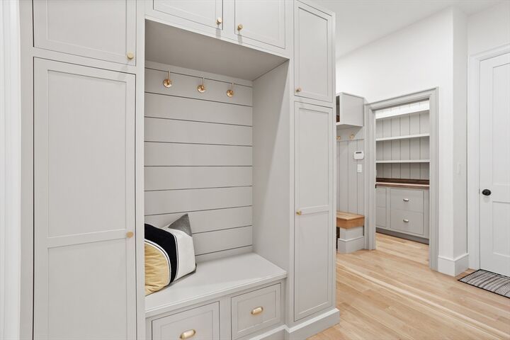 Property Photo:  15 Peachtree Road  MA 02420 