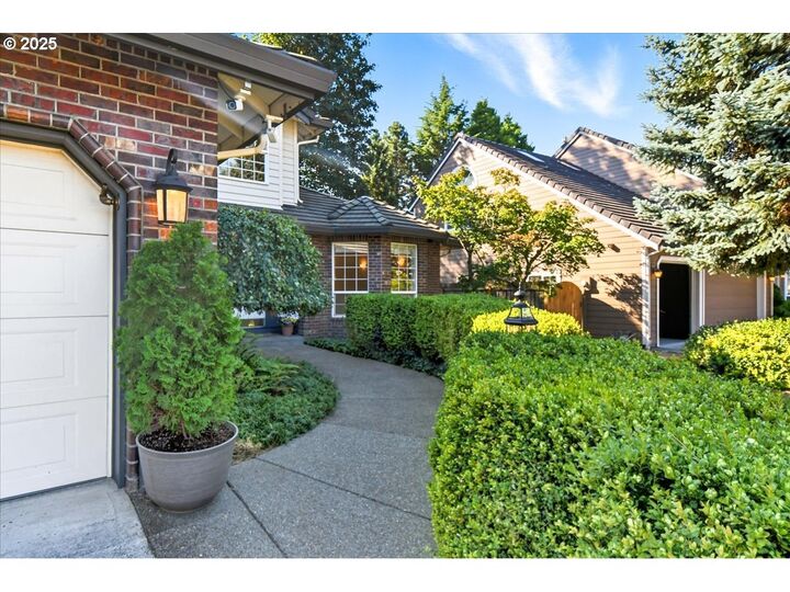 Property Photo:  17619 SE 35th St  WA 98683 