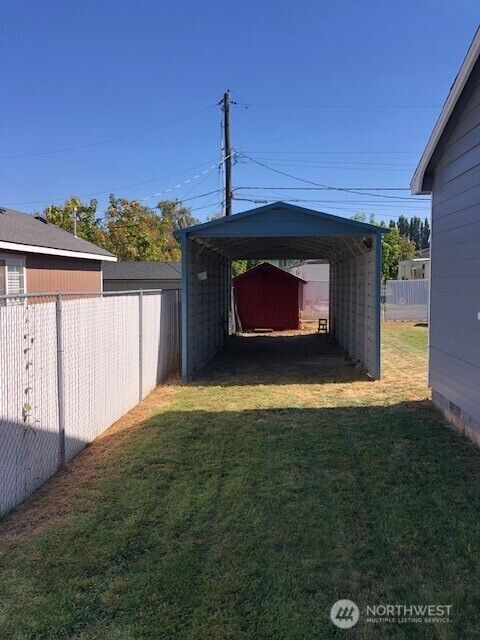 Property Photo: 808 S Adams Avenue WA 98857