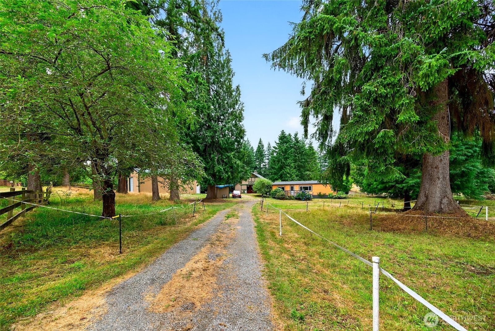 Property Photo: 20915 259th Avenue SE WA 98038
