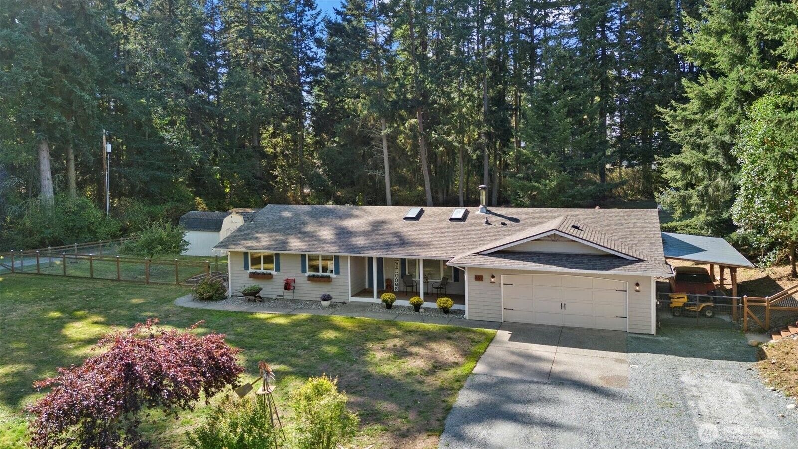 Property Photo:  897  James Way  WA 98282 