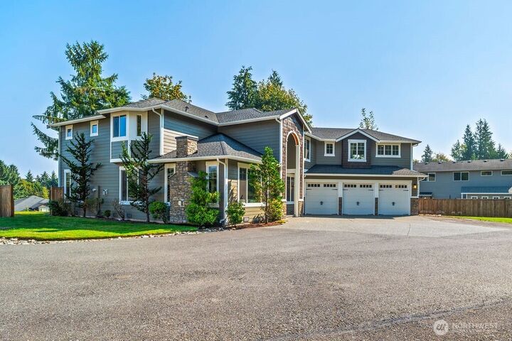 Property Photo:  11012  204th Avenue SE  WA 98290 