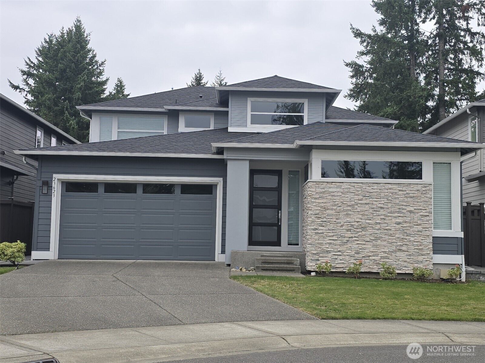 Property Photo:  23623 SE 248th Place  WA 98038 