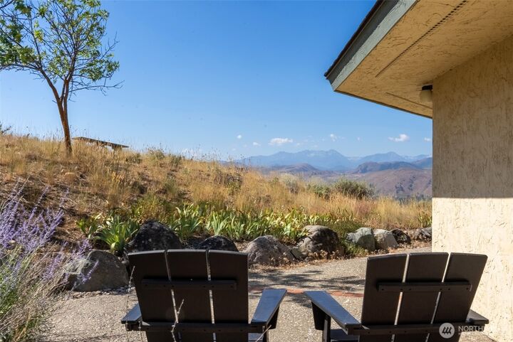 Property Photo:  25  Deer Trails Way  WA 98862 