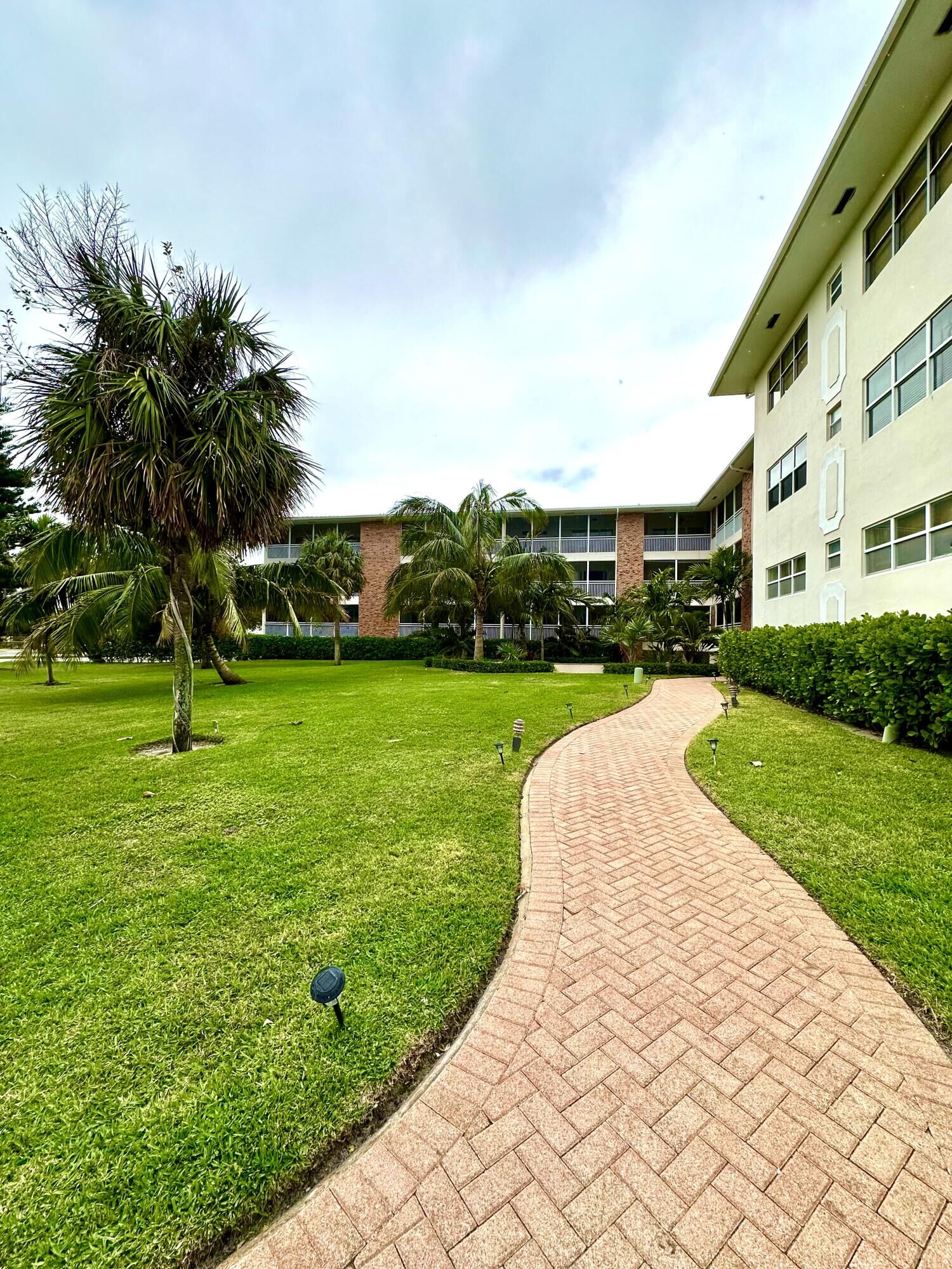Property Photo:  2501 S Ocean Boulevard 3040  FL 33432 