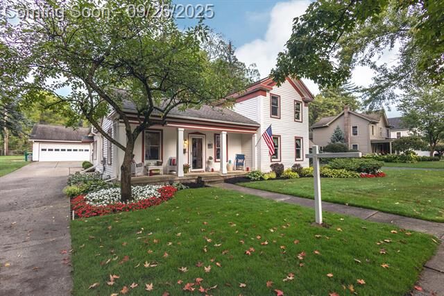 17 N Holcomb Road  Village of Clarkston MI 48346 photo